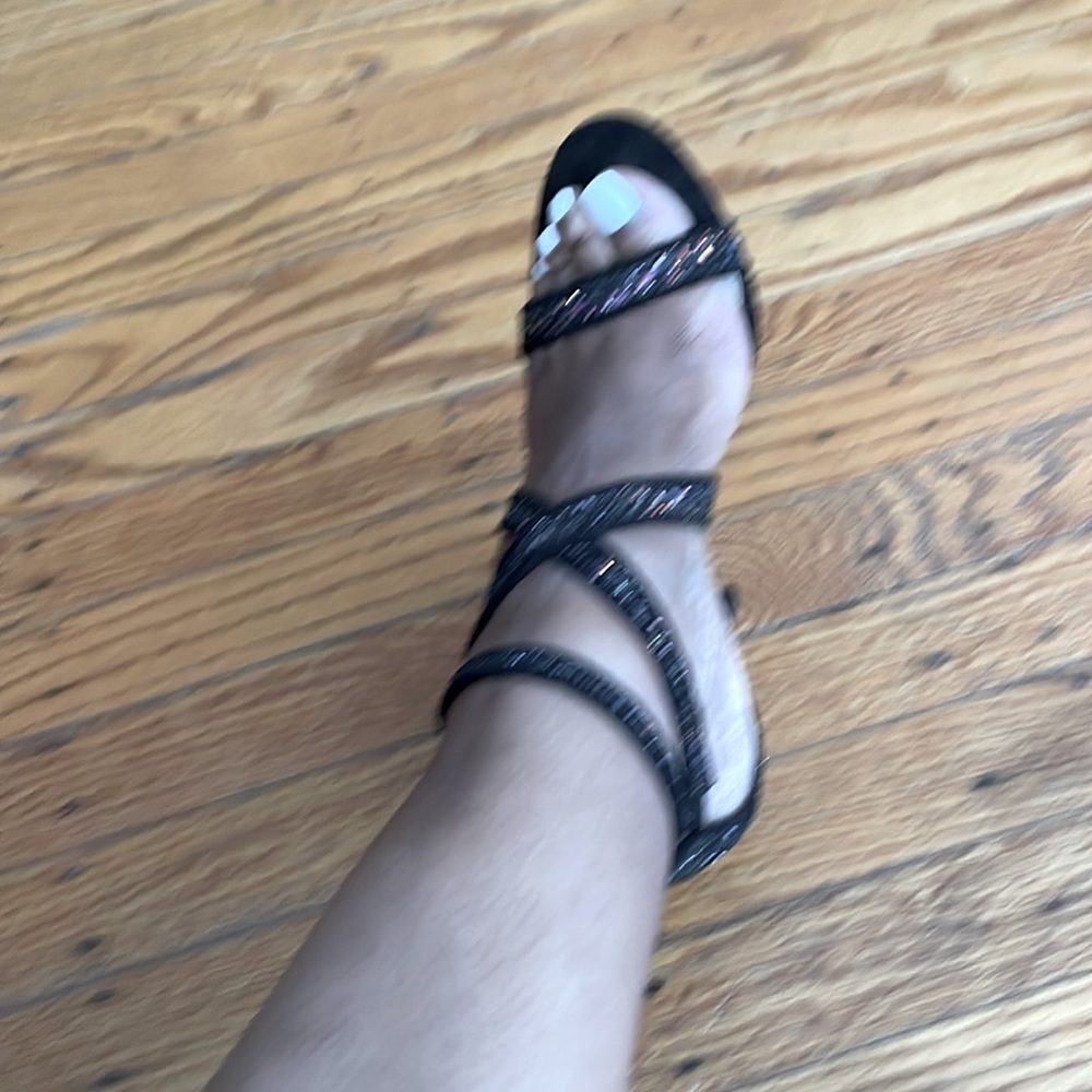 Jessica Simpson Ellenie2 Black multi color heel.